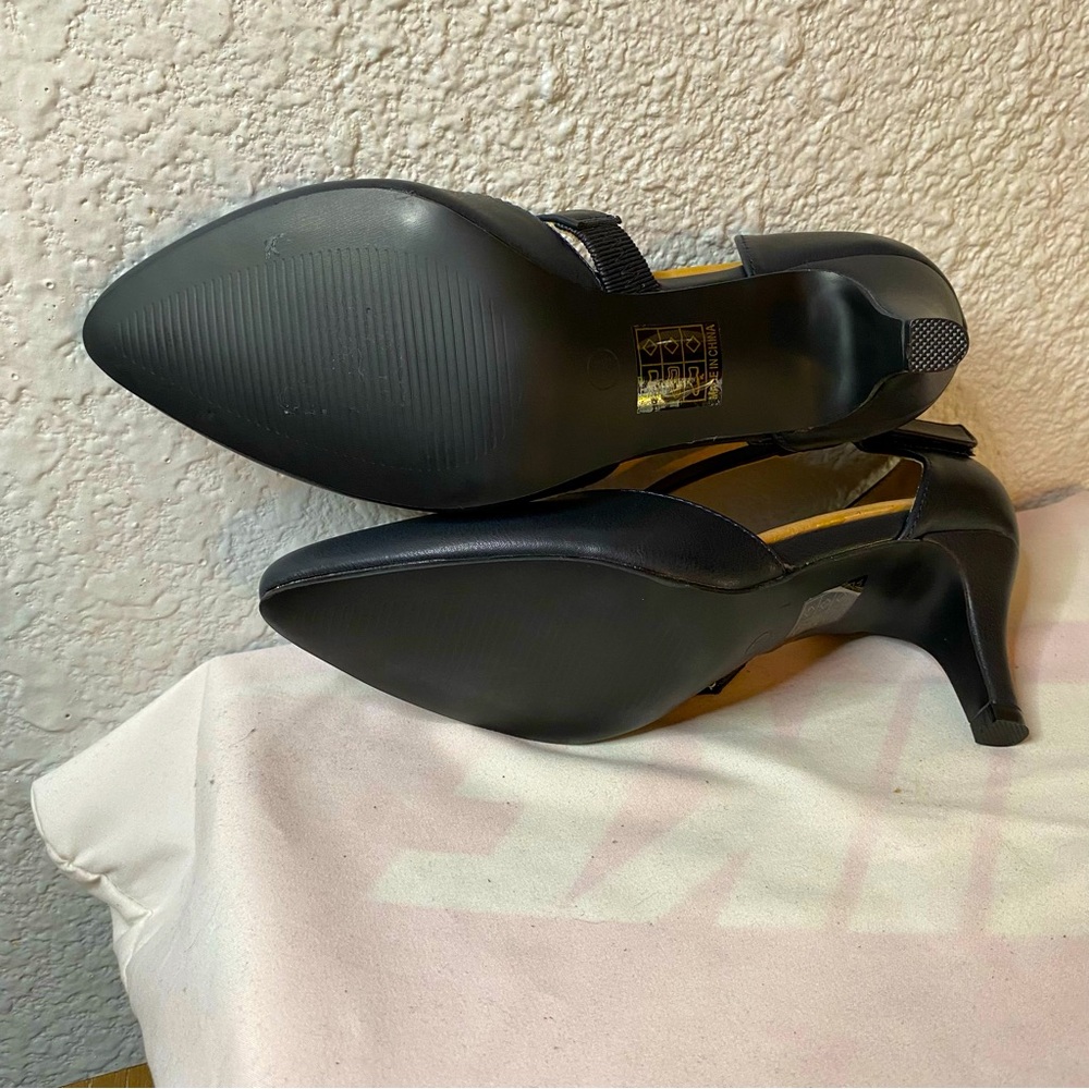 Journey Collection Navy Women's heels - Picture 6 of 6